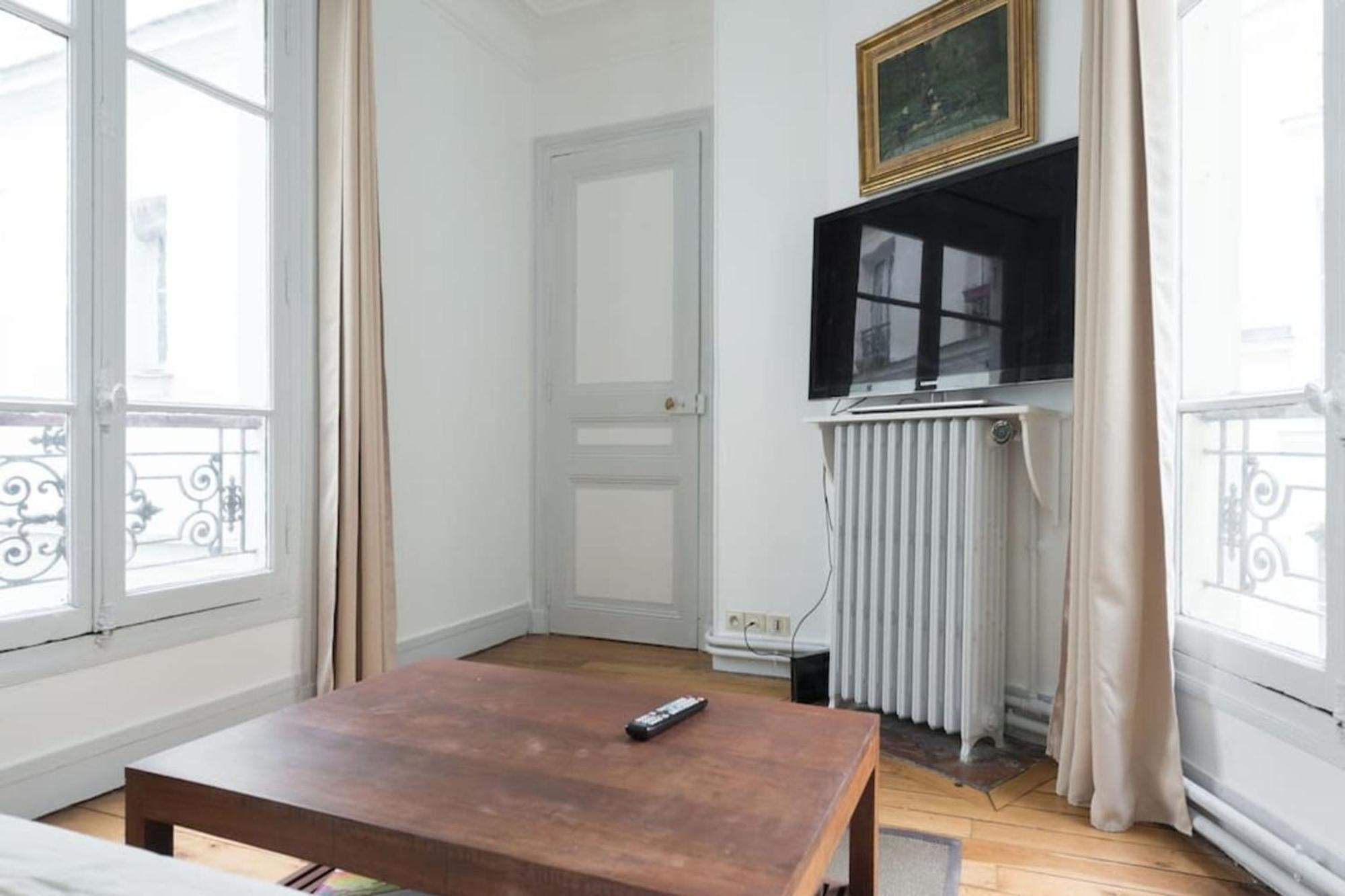 Bright Of 41m2 In The 10th -paris Apartment